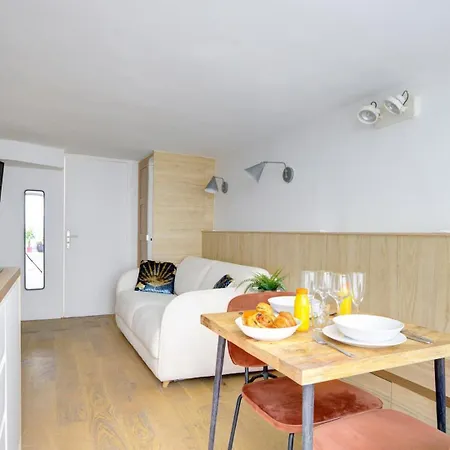 204 Coco - Superb In * פריז